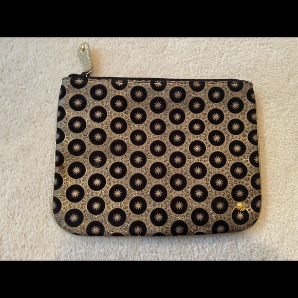 Stephanie Johnson Clutch - Picture 3 of 7